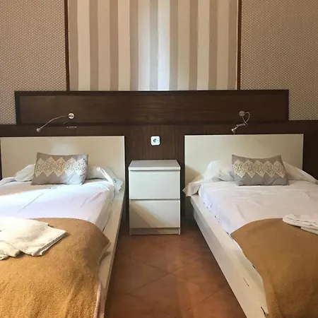 Seneca Apartment