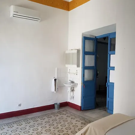Seneca Apartment